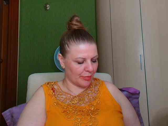 Veronika_Gold webcam