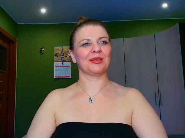 Veronika_Gold webcam