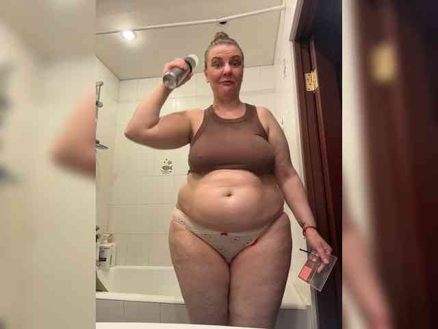 Veronika_Gold webcam