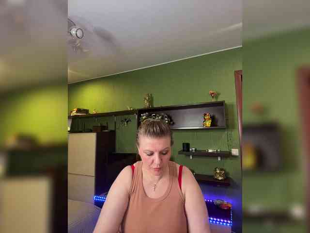 Veronika_Gold webcam