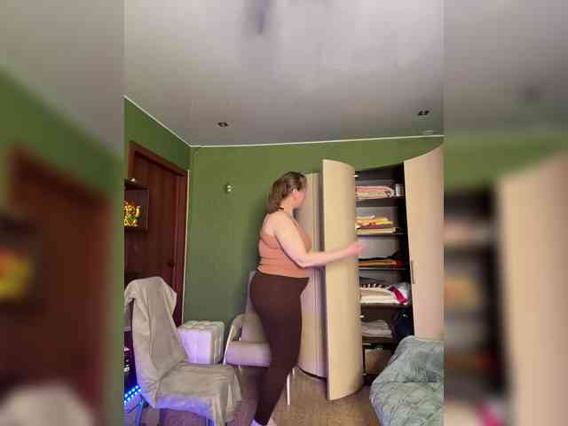 Veronika_Gold webcam