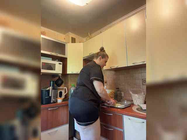 Veronika_Gold webcam