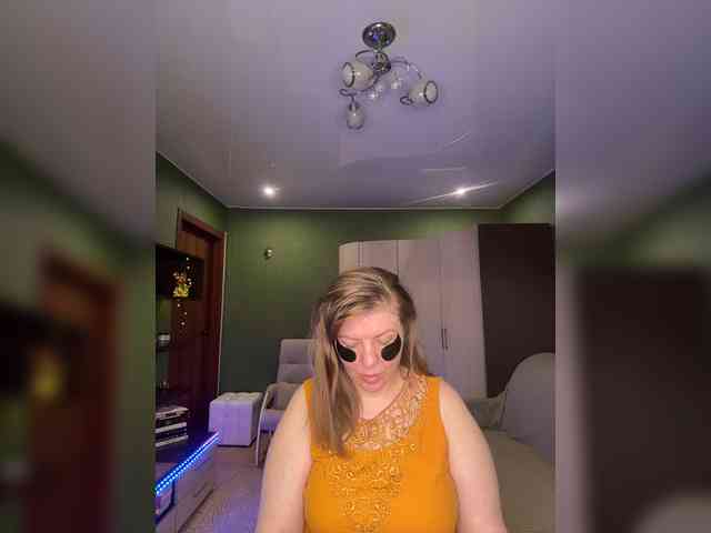 Veronika_Gold webcam