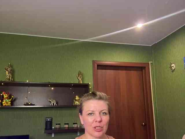 Veronika_Gold webcam