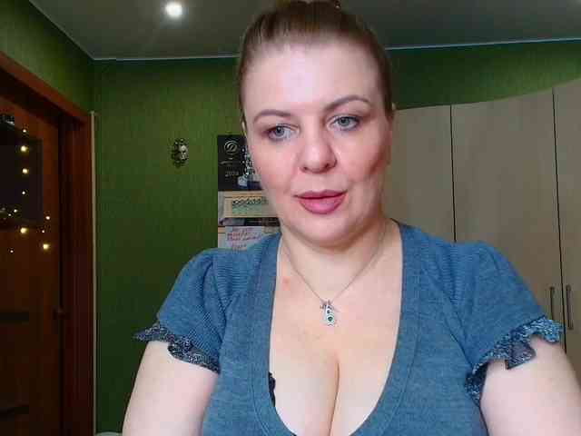 Veronika_Gold webcam