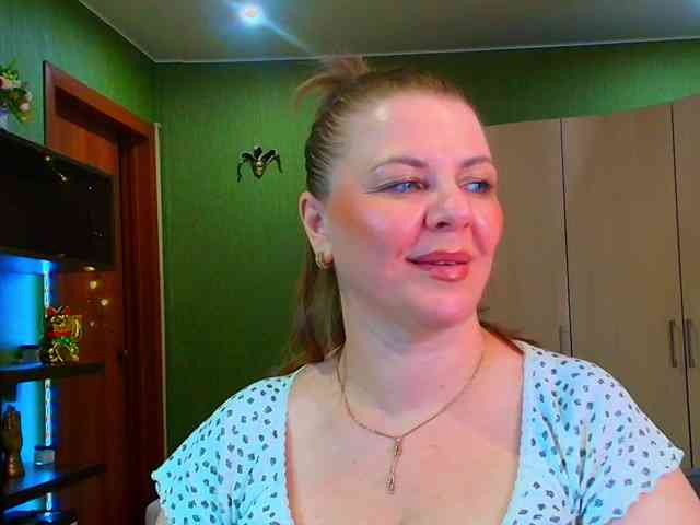 Veronika_Gold webcam