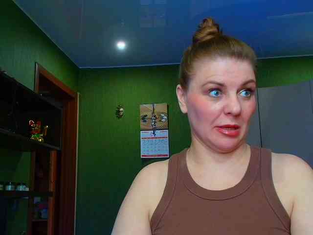 Veronika_Gold webcam