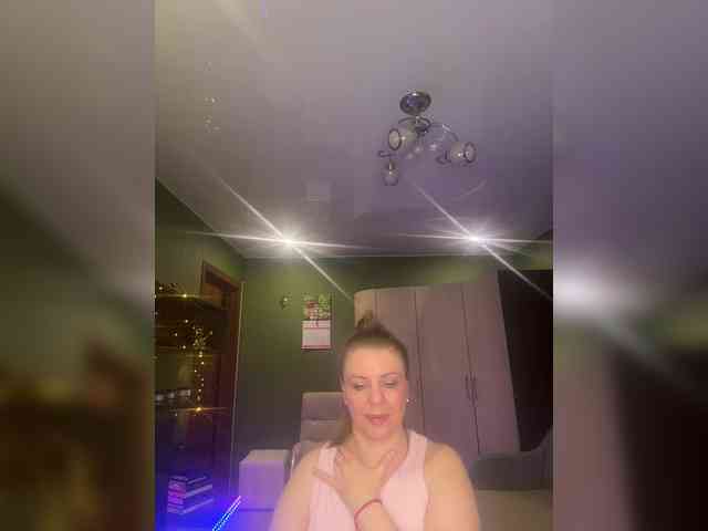 Veronika_Gold webcam