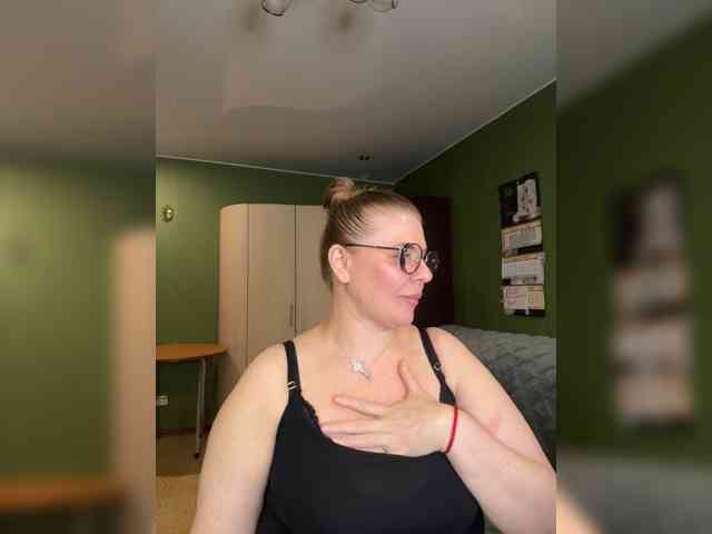 Veronika_Gold webcam