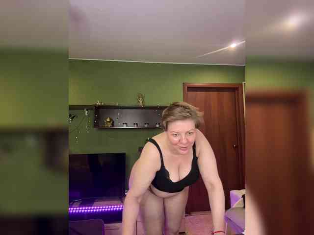 Veronika_Gold webcam