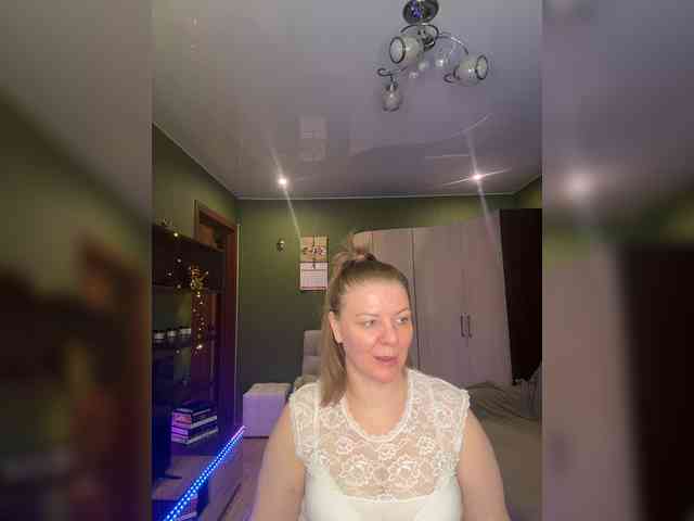 Veronika_Gold webcam