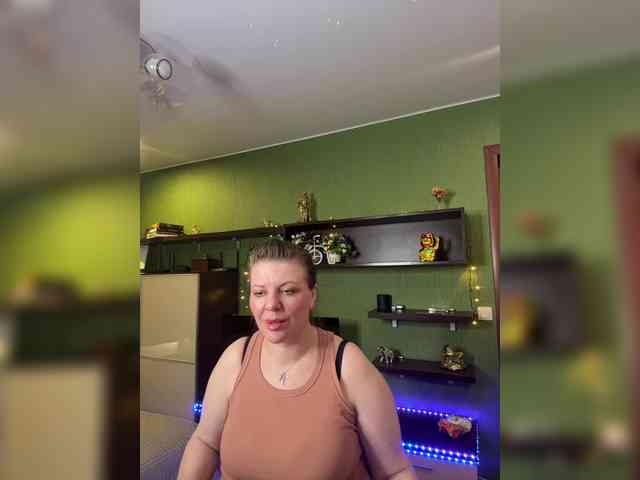 Veronika_Gold webcam