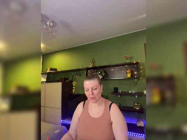 Veronika_Gold webcam