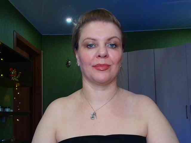 Veronika_Gold webcam