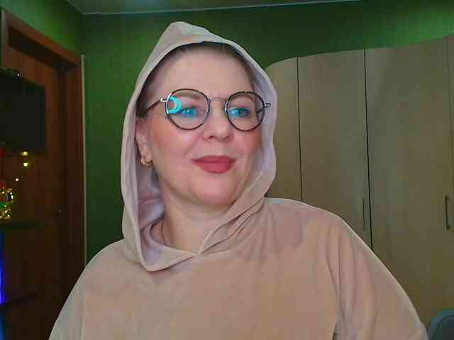 Veronika_Gold webcam