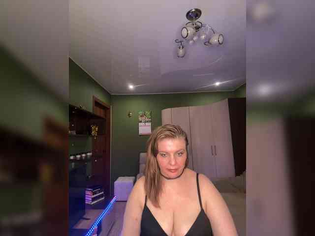 Veronika_Gold webcam