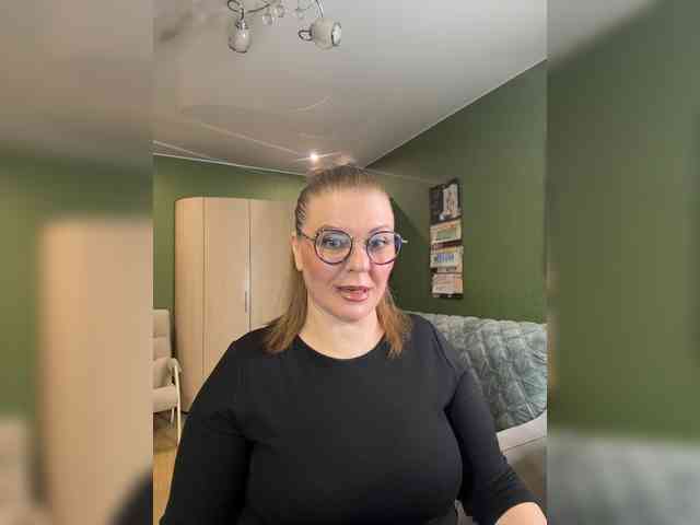 Veronika_Gold webcam