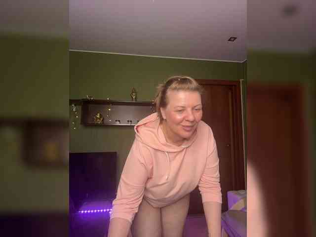 Veronika_Gold webcam