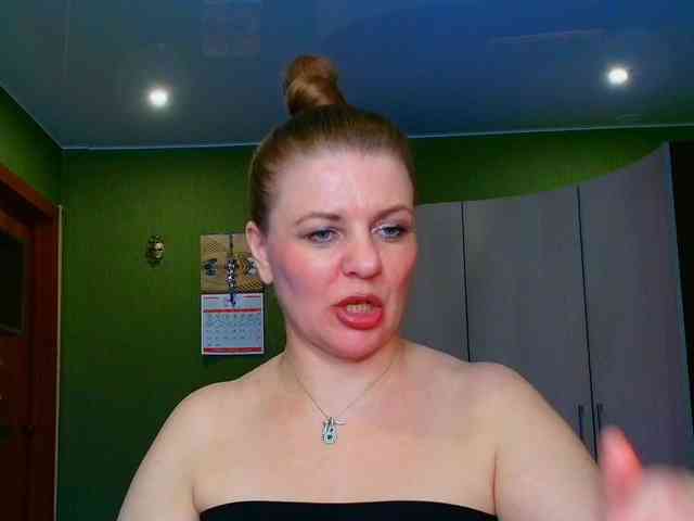 Veronika_Gold webcam