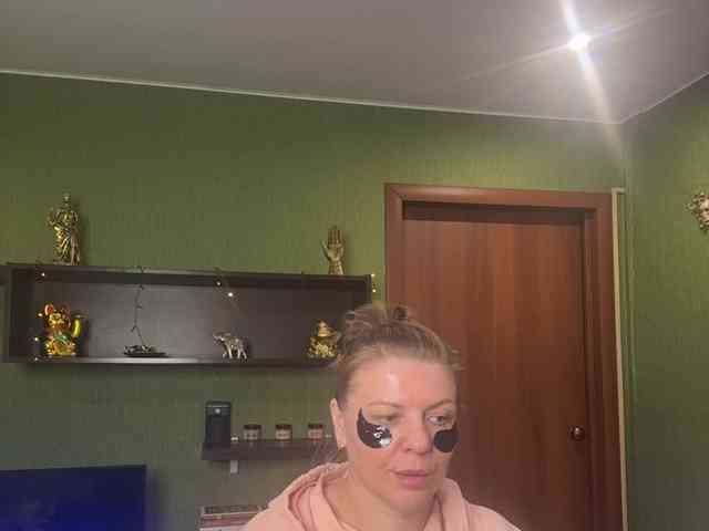 Veronika_Gold webcam