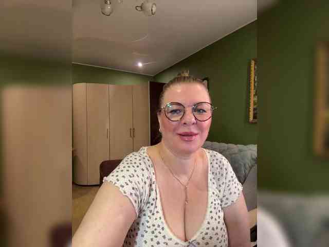 Veronika_Gold webcam