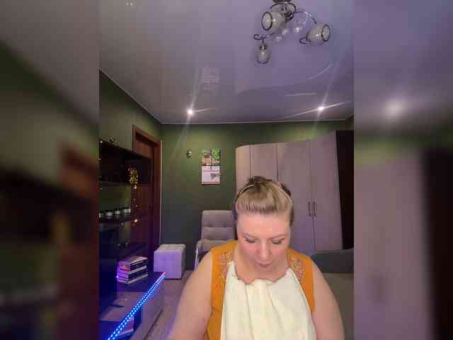 Veronika_Gold webcam