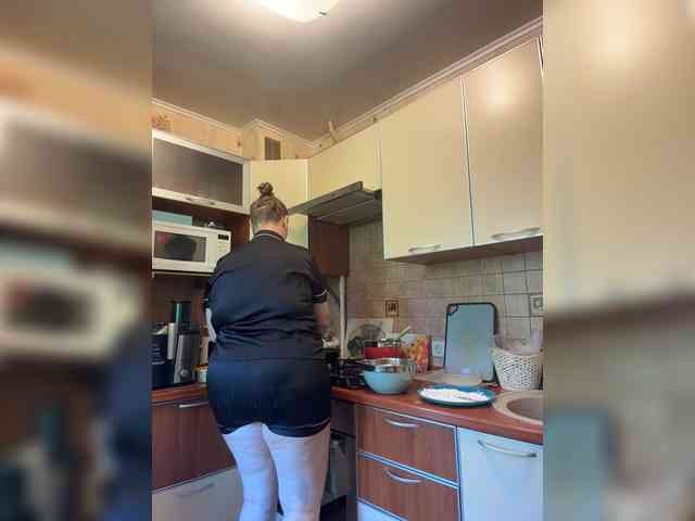 Veronika_Gold webcam