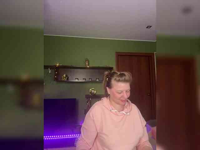 Veronika_Gold webcam