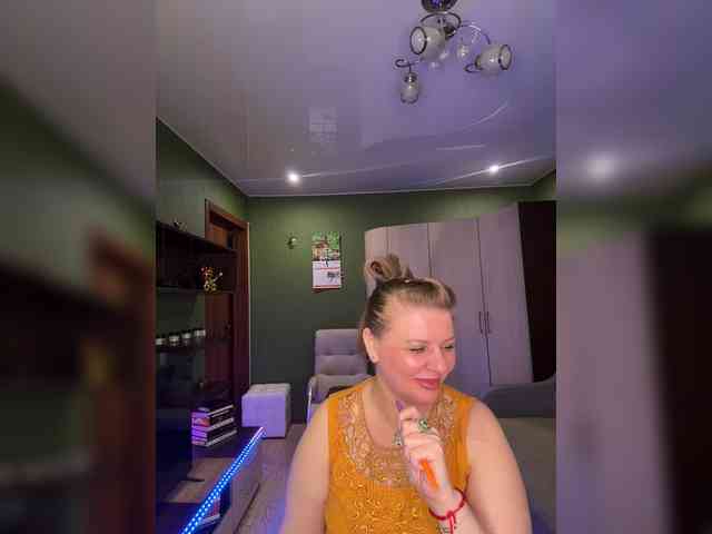Veronika_Gold webcam