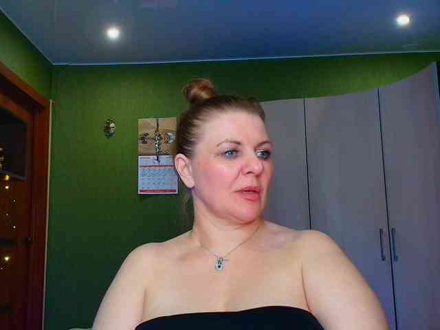 Veronika_Gold webcam