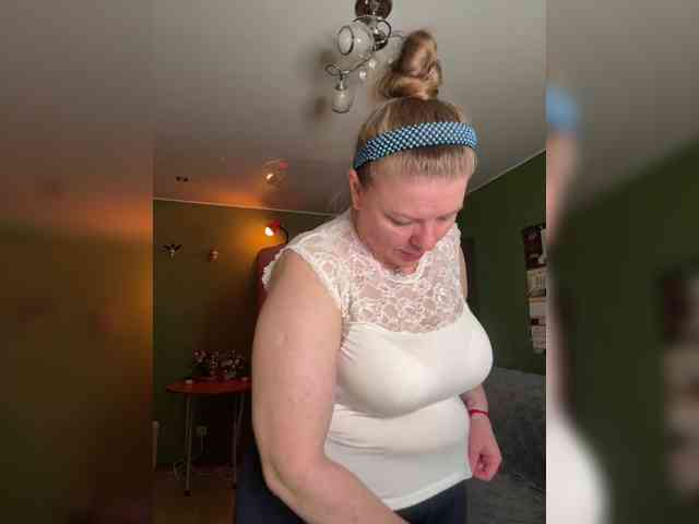 Veronika_Gold webcam