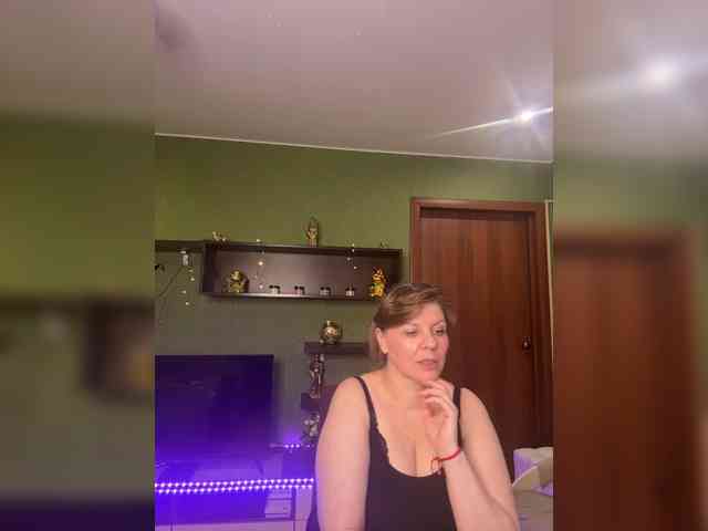 Veronika_Gold webcam