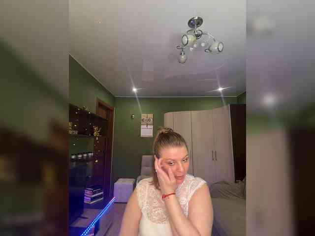 Veronika_Gold webcam