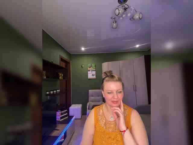 Veronika_Gold webcam