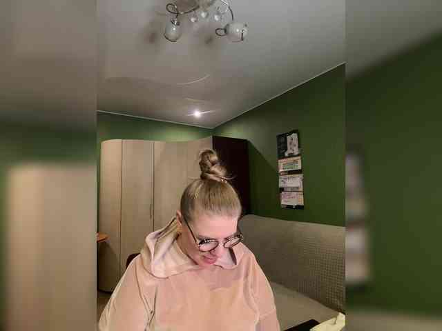 Veronika_Gold webcam