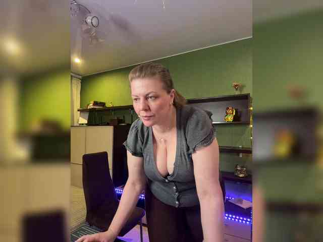 Veronika_Gold webcam