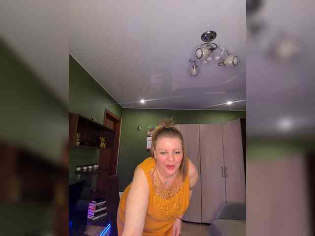 Veronika_Gold webcam