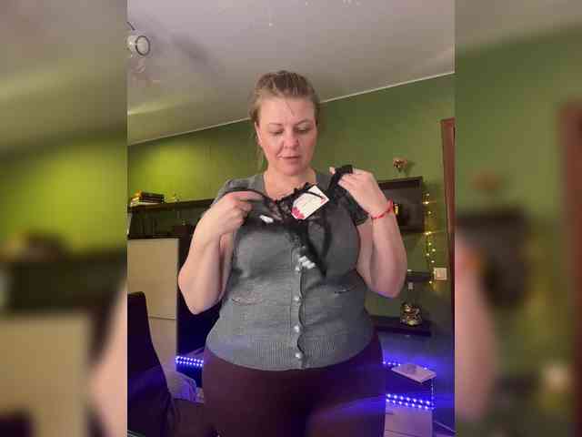 Veronika_Gold webcam