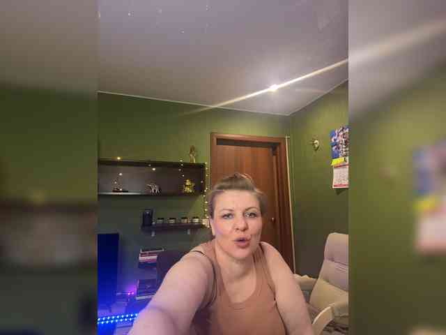 Veronika_Gold webcam