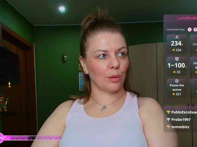 Veronika_Gold webcam