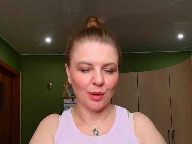 Veronika_Gold webcam