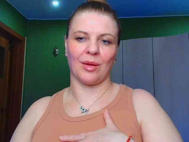 Veronika_Gold webcam