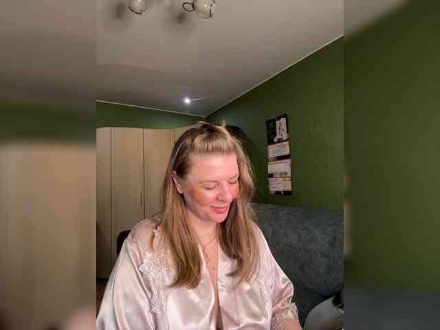 Veronika_Gold webcam