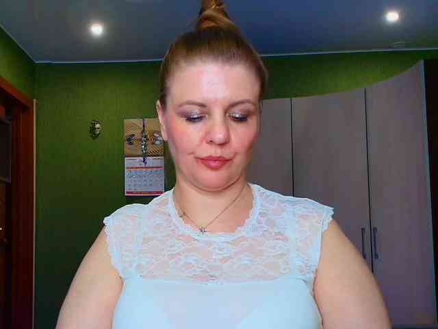 Veronika_Gold webcam