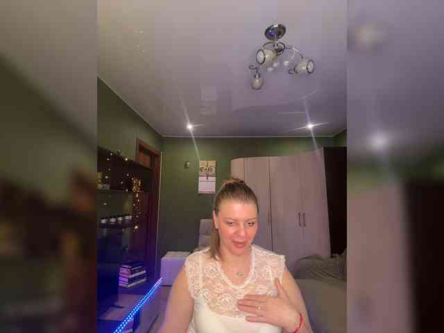 Veronika_Gold webcam