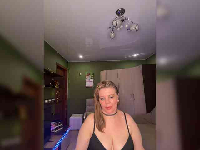 Veronika_Gold webcam
