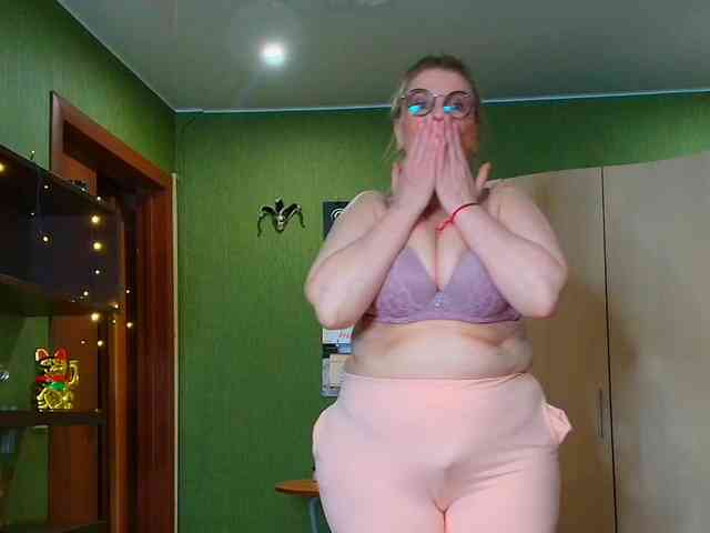 Veronika_Gold webcam