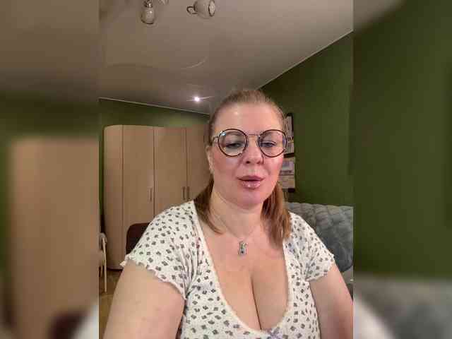 Veronika_Gold webcam