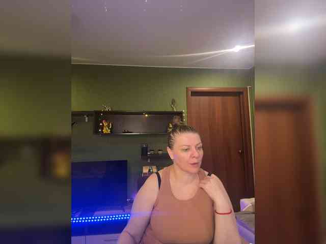 Veronika_Gold webcam
