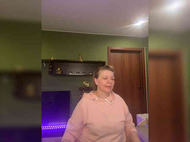 Veronika_Gold webcam